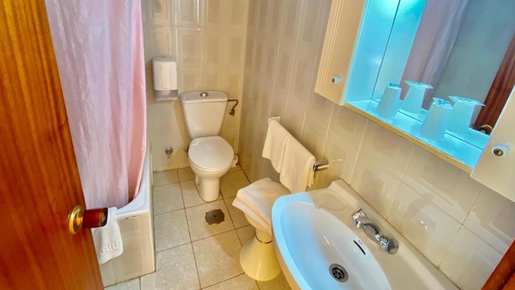 Hostal De Berria Santoña Kültér fotó